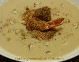 Velouté de topinambours, châtaignes et gambas panées