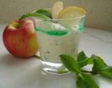 Mousse aux pommes à la menthe fraîche