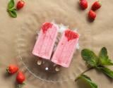 Popsicles aux fraises et au yaourt