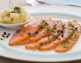 Saumon Gravlax comme dans les pays scandinaves