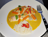 Curry de dorade surimi au lait de coco et poivron