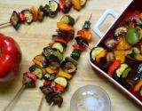 Brochettes de légumes marinées au ketchup