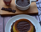 Flan de poire à la cannelle et sa sauce au chocolat chaud