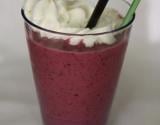 Smoothie aux fruits rouges