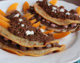 Chaussons de crêpes aux pêches et au chocolat