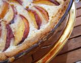 Tarte aux brugnons et crème d'amandes