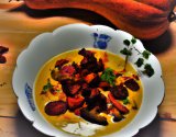 Velouté de courge, châtaignes et chorizo