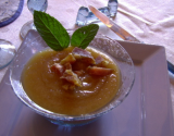 Soupe de poire au pineau et jambon serano