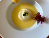 Velouté glacé de Riquette-Comcombre et son nuage citronné sucré