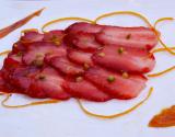 Carpaccio de fraise Guariguettes, caramel à l'orange