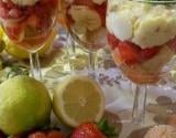 Verrine malacucina aux fraises corses, brocciu, confiture de clémentines et noisette corses