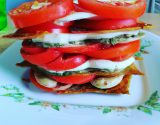 Mille-feuilles de tomates au concombre