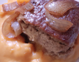 Parmentier de boudin au crémeux de marrons compotés d'oignons caramélisés au melfor