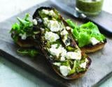 Ciabatta à la bûchette de chèvre et pesto de noix