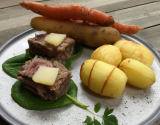 Bouchées pommes de terre et terrine de lièvre