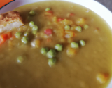 Soupe de pois cassés au curry