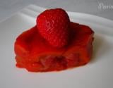 Tartare de fraises en terrine de poivrons rouge