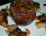 Gambas en robe d'aubergine et tartare de tomates pimentées