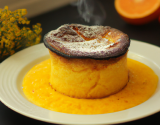 Soufflé à l'orange et son jus de mangue