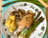 Poulet fermier d'auvergne "rôti 2 heures", asperges vertes au lard Paysan et cèpes