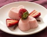 Cœurs de panna cotta à la fraise