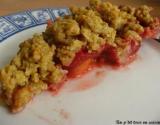 Crumble aux fraises, pèches et flocons d'avoine