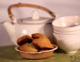 Petites madeleines au thé matcha et au chocolat