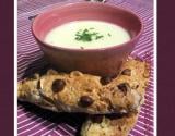 Velouté de panais Soda bread au cottage cheese lardons noisettes