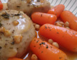 Flan de quenelles de volailles, carottes et noisettes craquantes