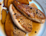 Escalopes de foie gras aux poires fondantes et Williamine