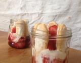 Tiramisu au yaourt et confiture de fraises