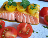 Pavé de saumon au curcuma et tomates provençales