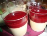 Panacotta à la vanille et à la framboise