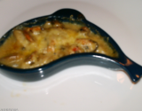 Cassolette de Saint Jacques et crevettes sauce safranée