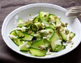 Tagliatelles de courgettes au pesto et à la féta