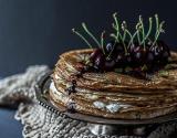 Gâteau de crêpes à la confiture de cerise d'Itxassou