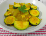 Courgettes et oignon au curry en bocaux