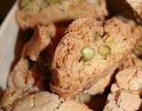 Minis biscottis au lime et au pistaches