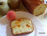 Cake aux petits-suisses, pommes-abricots