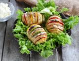 Pommes de terre à la suédoise aux poivrons et fromage frais