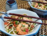 Wok de crevettes aux nouilles chinoises