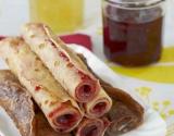 Crêpes chocolat et vanille confiture de framboises et marmelade de citrons Bonne Maman®