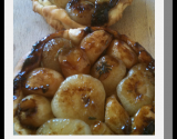 Tarte Tatin d'Ail aux petits oignons