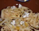 Tagliatelles au chèvre et miel