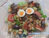 Salade gourmande aux gésiers confits et pommes sarladaises