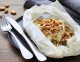 Papillotes de sole aux oignons et amandes