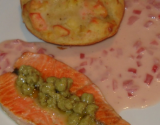 Chausson de saumon au beurre rose et pavé de saumon au caviar de pesto