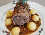 Gigot en croûte de poivres