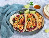 Tacos aux crevettes grillées et salade de chou rouge