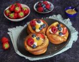 Mini dutch pancakes, crème de cheesecake et fruits frais